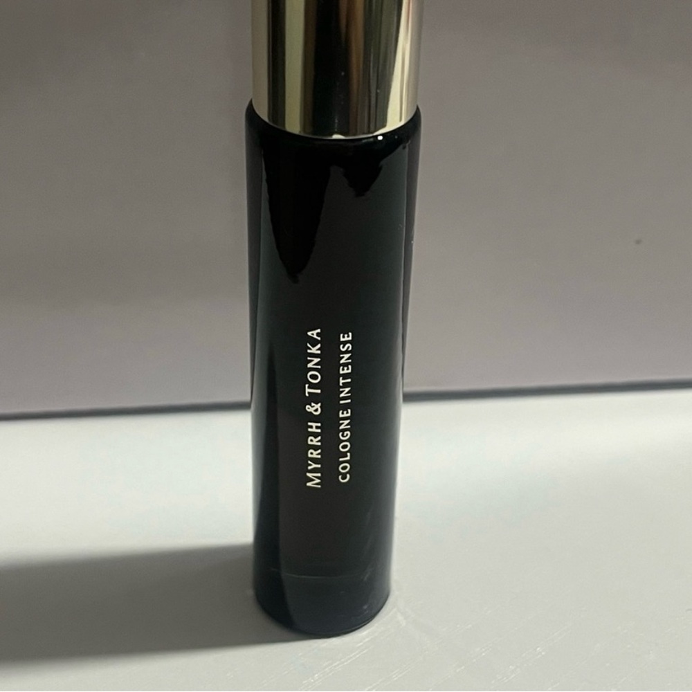 NWOT Myrrh & Tonka Travel